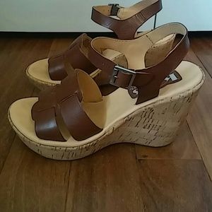 Korks by Kork-Ease brown wedge sandals size 6